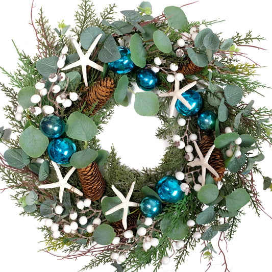 18 Inch Eucalyptus Leaves Starfish Blue Shatterproof Wreath for Home and Front Door Decoration, Greenery Wreath with White Berries for Home Decoration, Starfish Wreath for Everyday Indoor and Outdoor