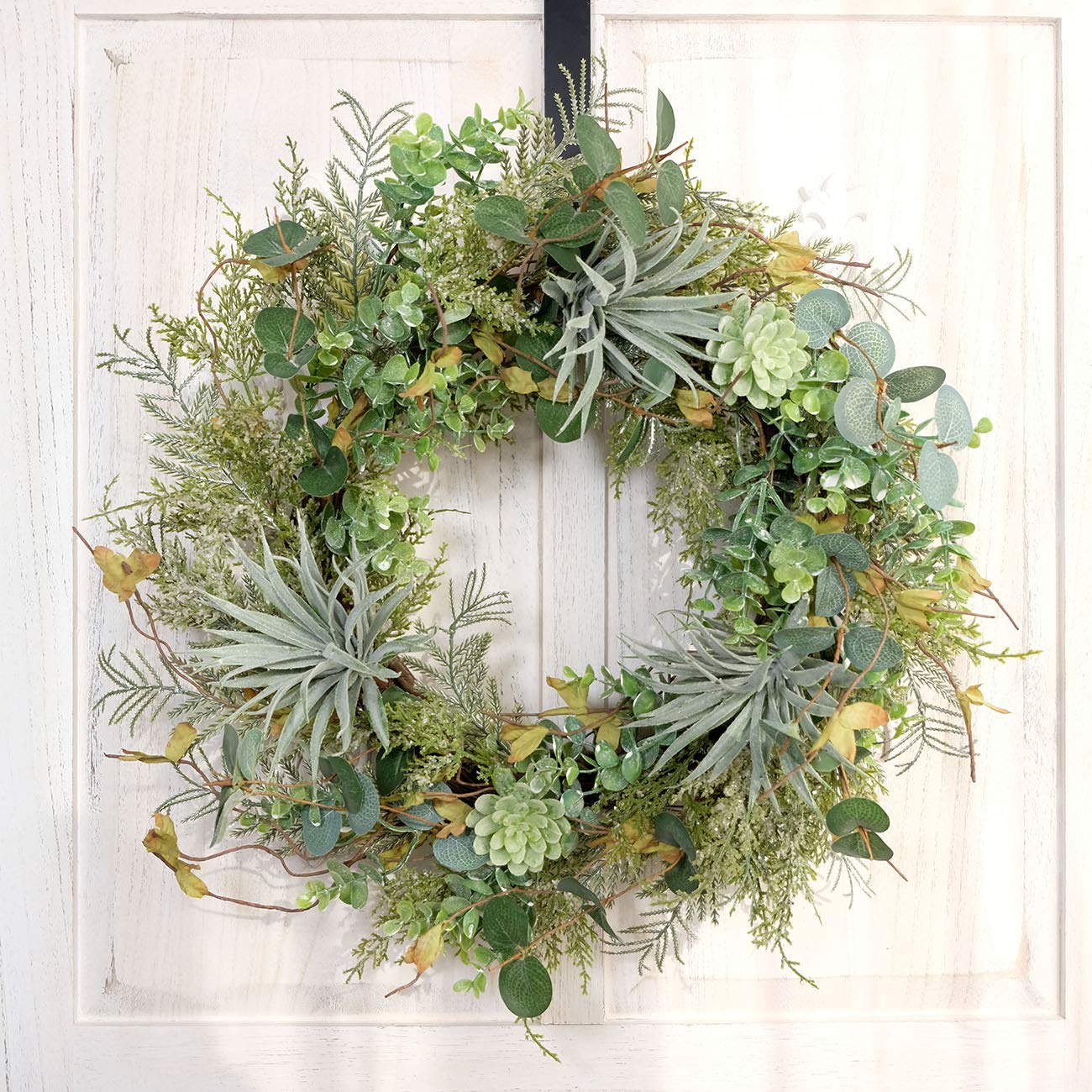 Idyllic 22 Inches Artificial Succulents Wreath Winter Garlands for Front Door Christmas Round Wreath Suitable for Indoor and Home Decoration